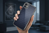 Protection premium renforcée pour iPhone 12 au design Carbone Kevlar bleu