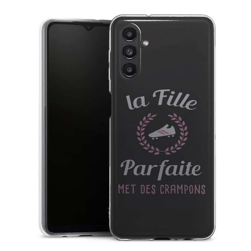 Coque Samsung Galaxy A13 5G La fille parfaite met des crampons footballeuse - MaCoquePerso