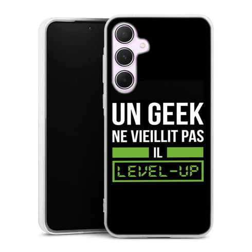 Coque Samsung A55 5g Un Geek Ne vieillit pas il Level Up