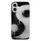 Coque iPhone 16 Ying Yang Paint